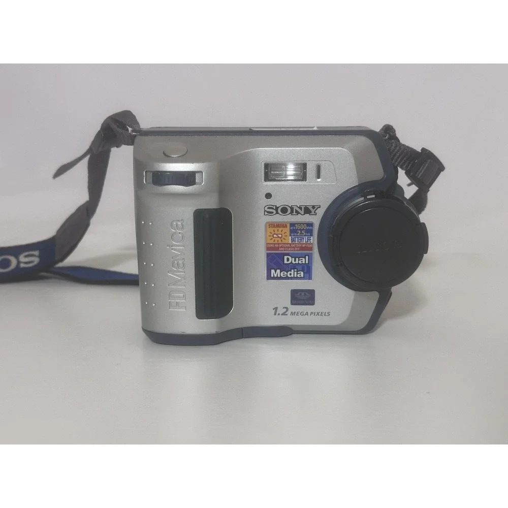 Sony Mavica MVC-FD100 1.2MP Digital Camera Floppy Disk Camera Untested
